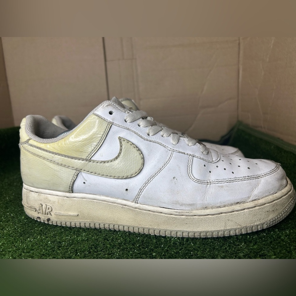 Size 10M- Nike. Air Force 1 '07 'White Neutral Grey' 2008 VTG